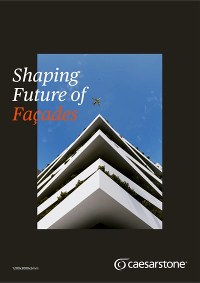 Portada de la colección Fachadas: edificio blanco de balcones escalonados visto en contrapicado contra el cielo.